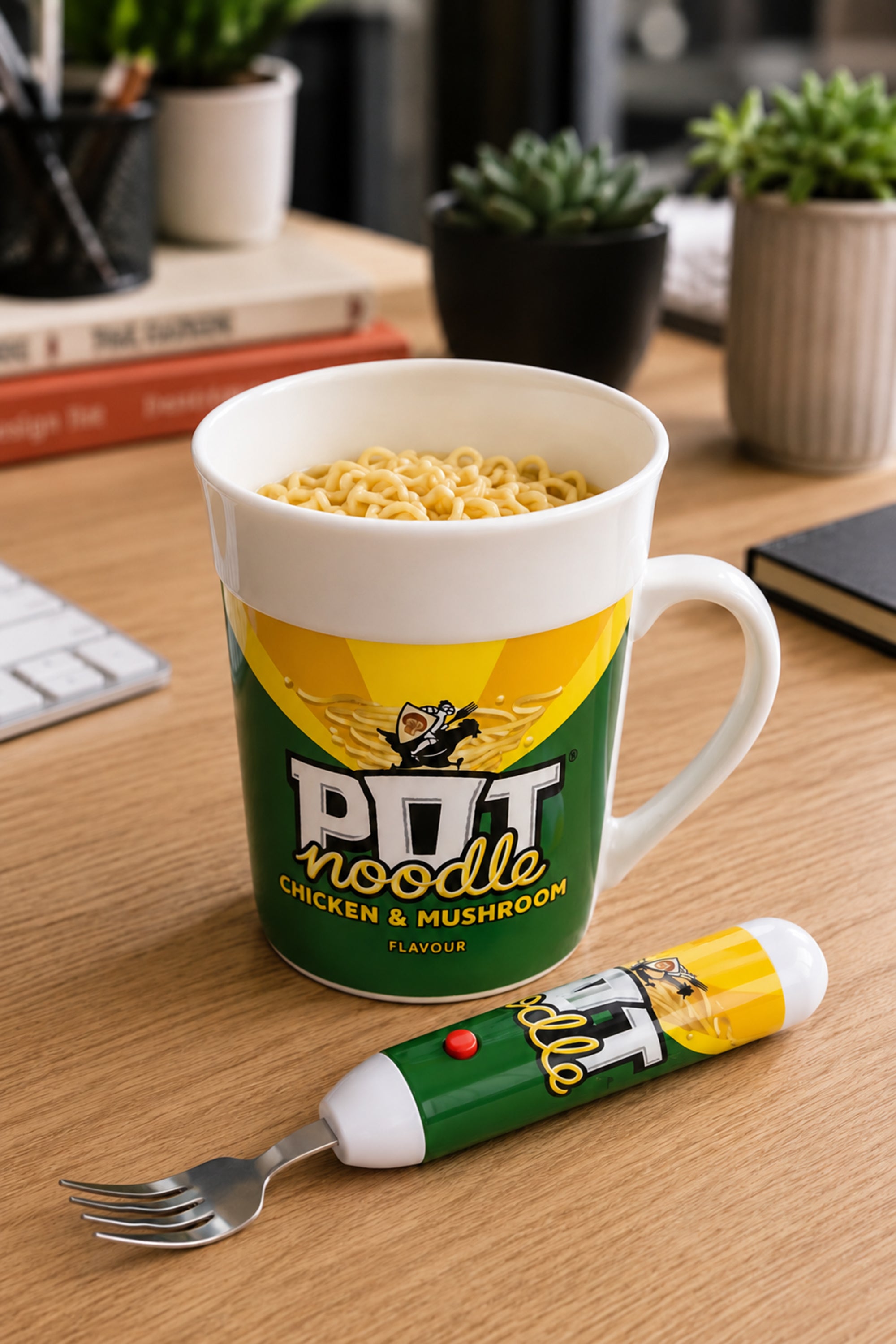 Pot Noodle 'Chicken & Mushroom' Spinning Fork Gift Set